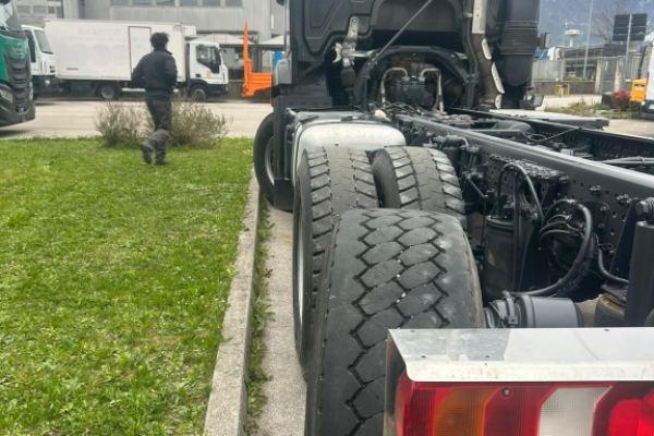 Mercedes 2642 6x4*4  - Gallery